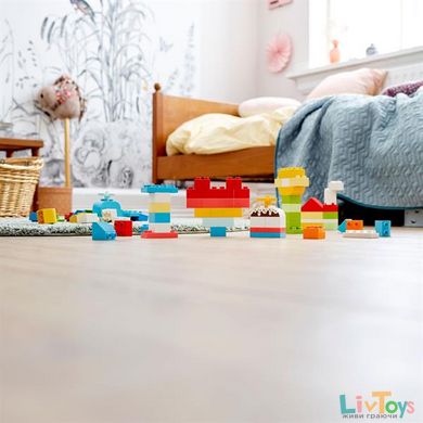 Конструктор LEGO DUPLO Коробка-серце 80 деталей (10909)