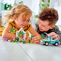 Конструктор LEGO Friends Автомобиль для посадки деревьев 336 деталей (41707)