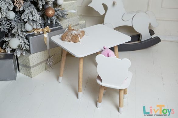 Білий прямокутний столик і стільчик дитячий білосніжний ведмежа. Столик для ігор, малювання, навчання