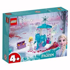 Конструктор LEGO Disney Princess Frozen 2 Ельза та льодова конюшня Нокка 53 деталі (43209)