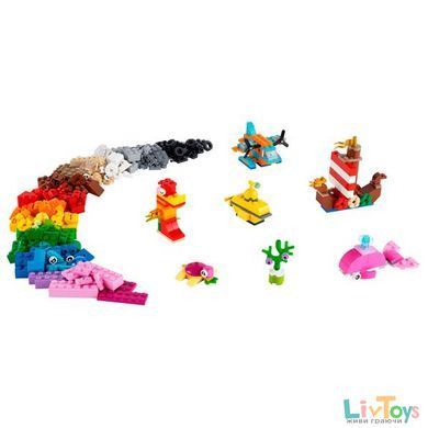 Конструктор LEGO Classic Творчі веселощі в океані 333 деталі (11018)